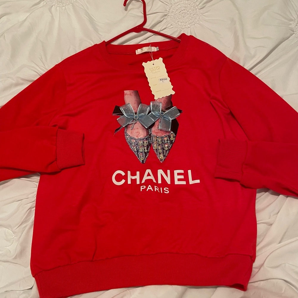 Chanel sweater